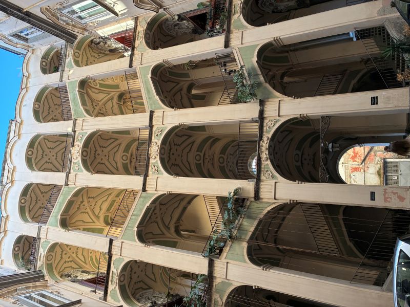 Napoli Palazzo dello Spagnolo